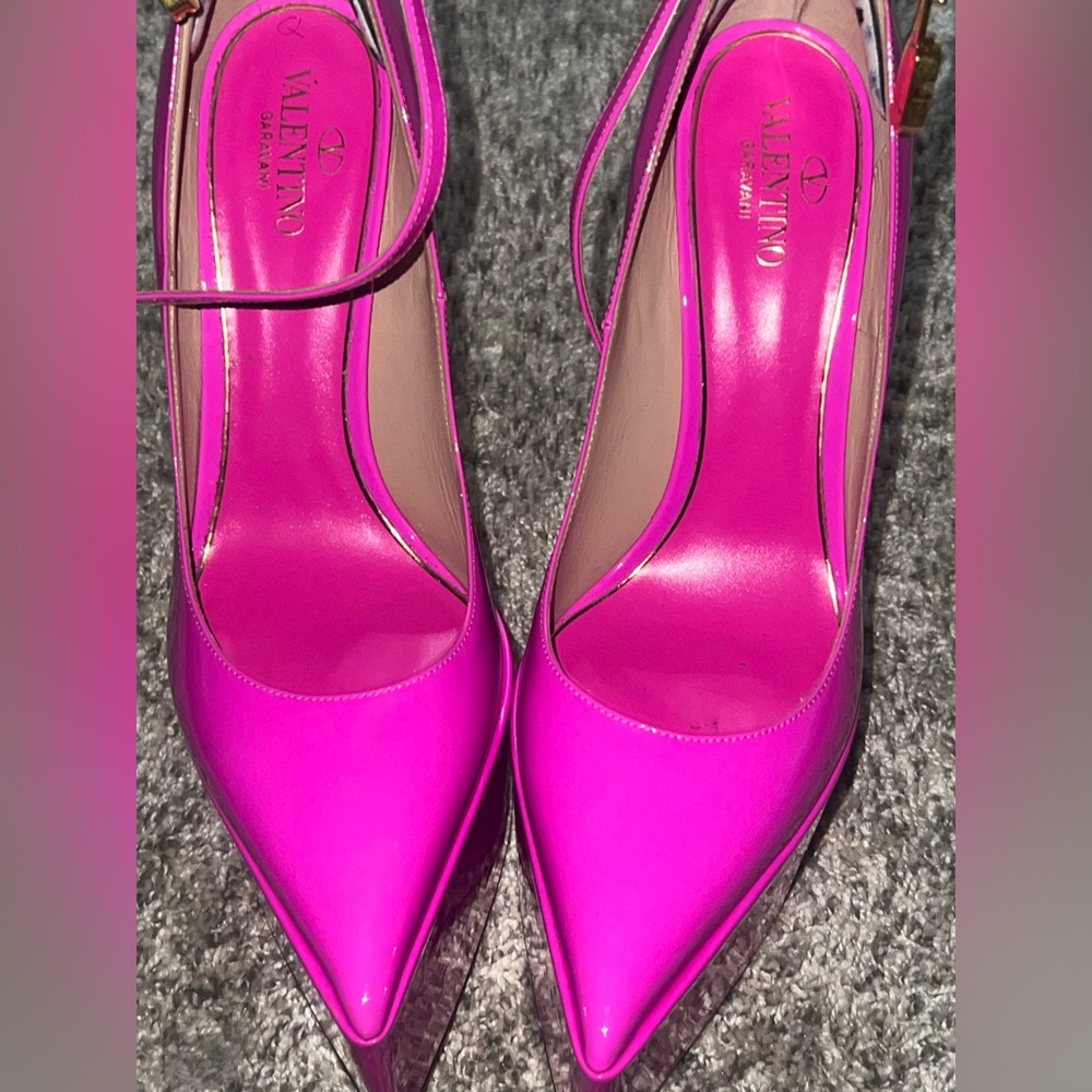 Valentino pumps size 38.5 pink worn once - Picture 2 of 6